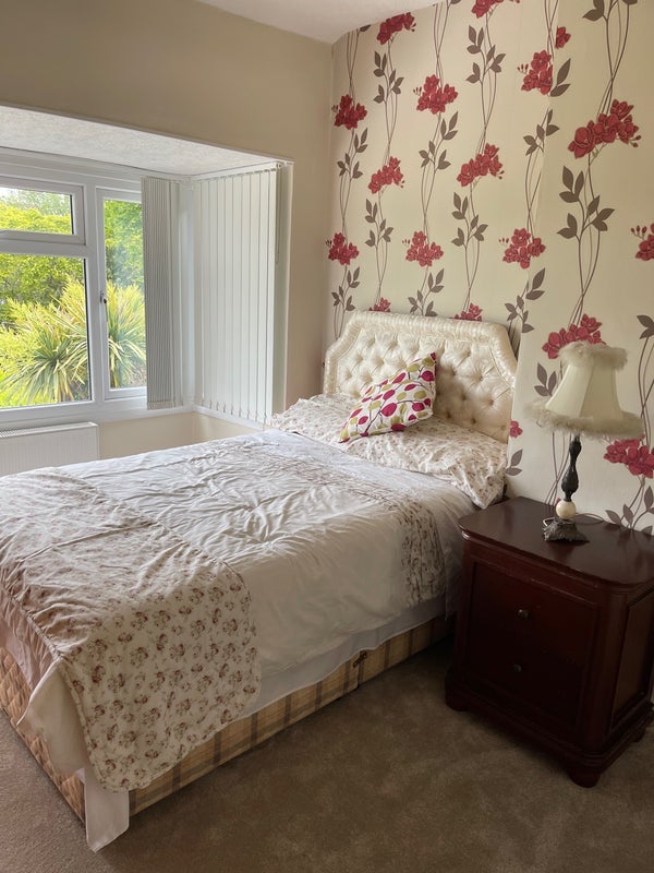 Room Dunard Road in Metropolitan Borough of Solihull