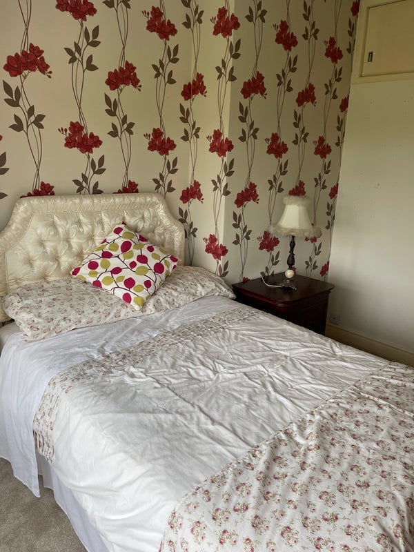Room Dunard Road in Metropolitan Borough of Solihull