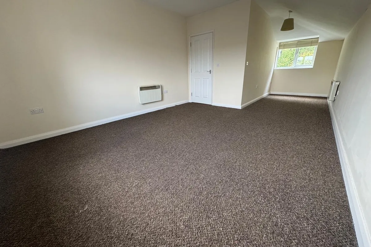 Flat Park Lane in Wyre Forest