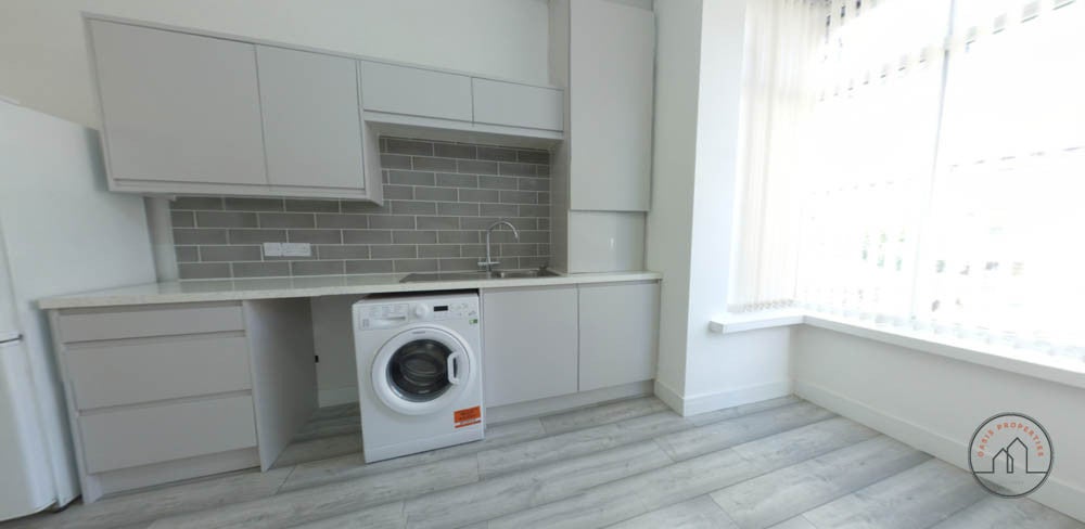 Room Wrangthorn Terrace in Leeds