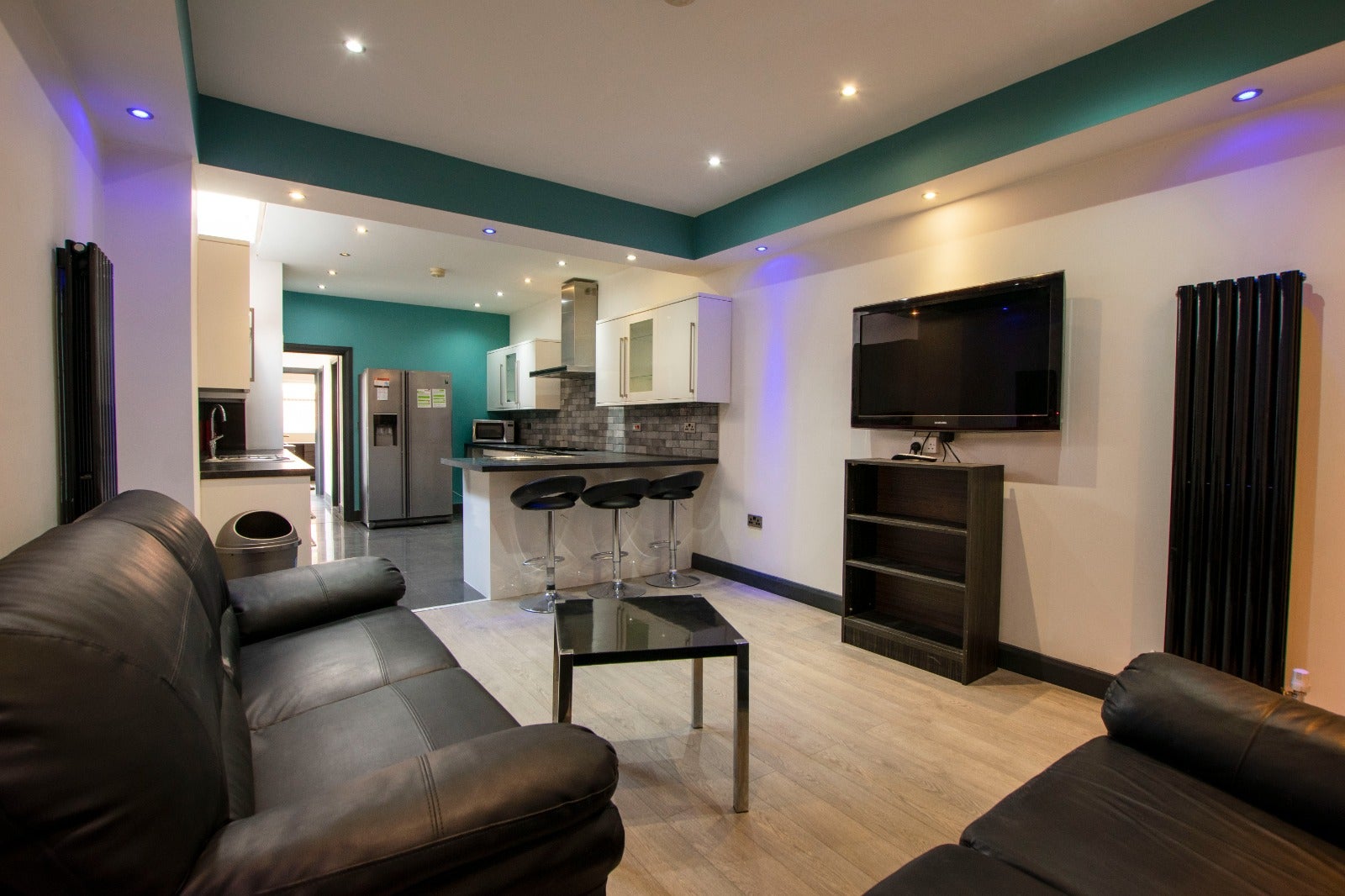 Room Dawlish Road in Birmingham