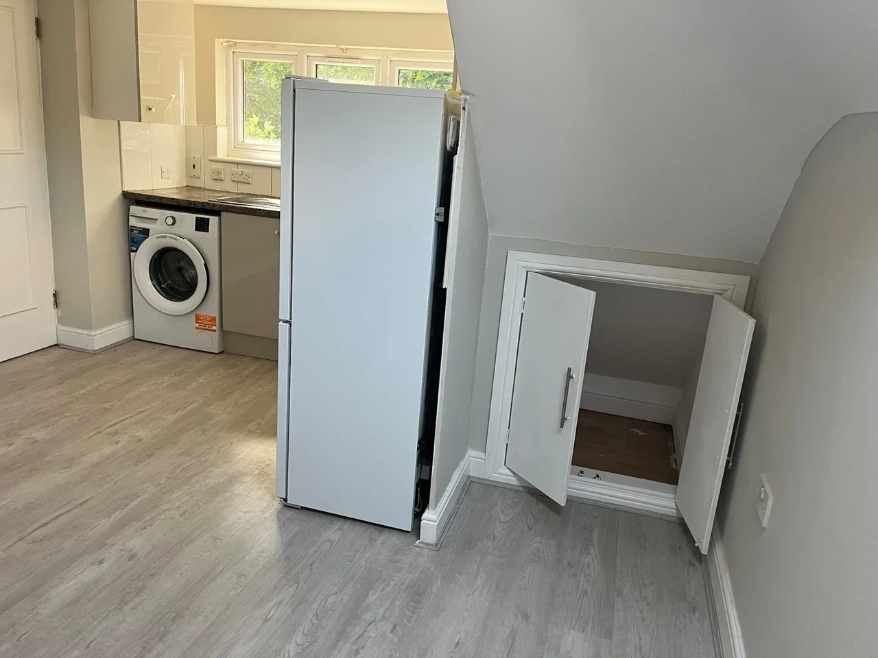 Flat Pomfret Avenue in Luton