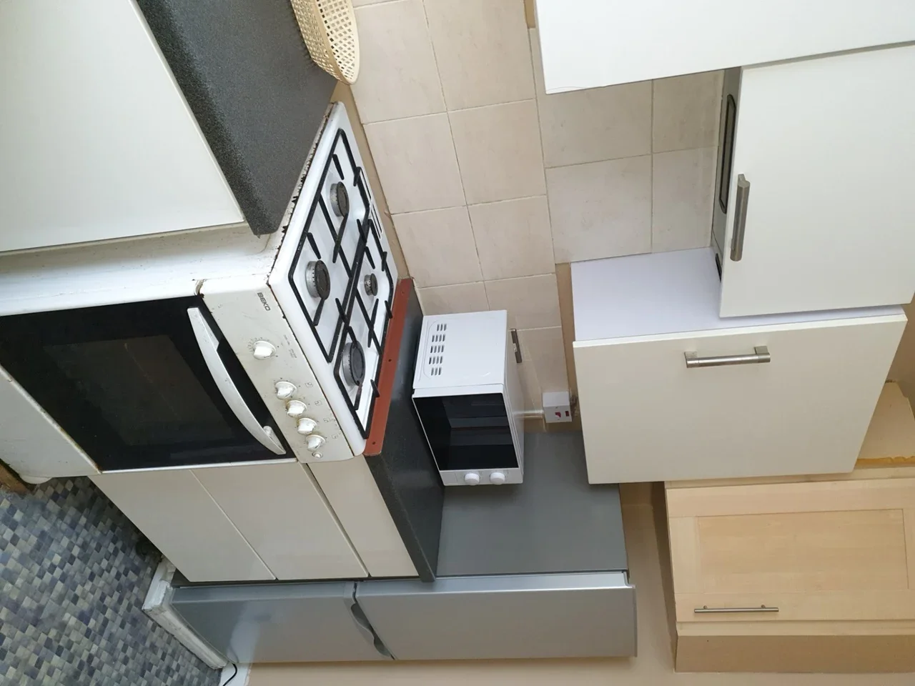 Room Brookdene Road in Greater London