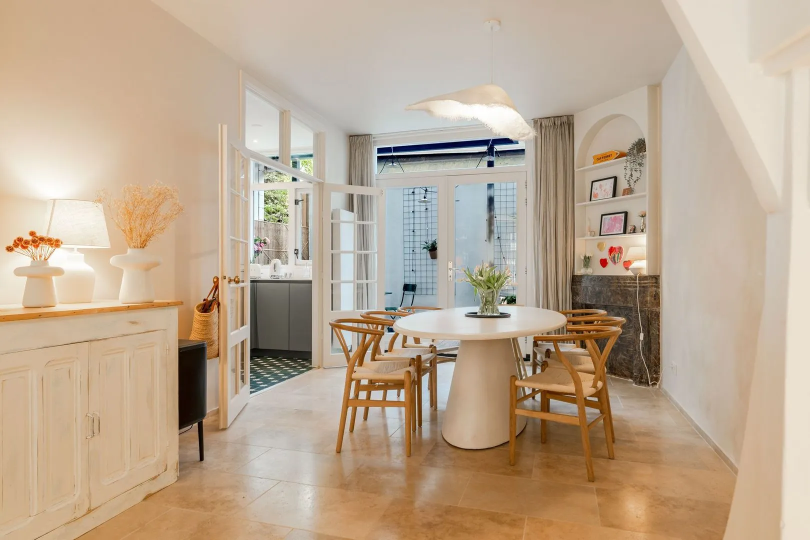 Huis Rozenstraat 1016 PA in Amsterdam