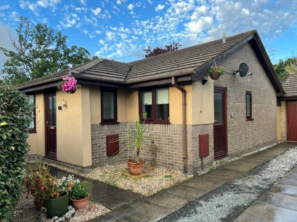House Shapley Way in Ilsington