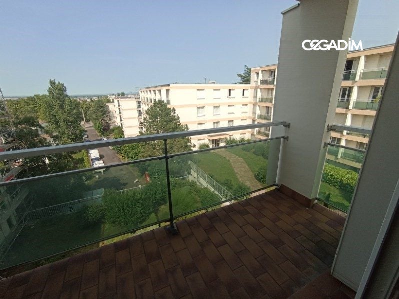 Flat Rue Alexis Carrel in Clermont-Ferrand