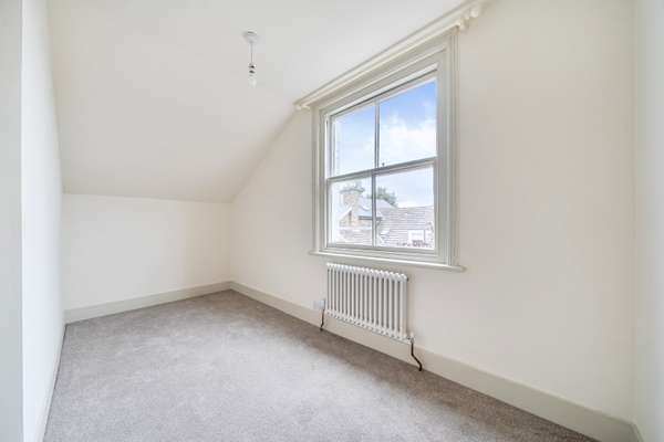 Flat Guildford Road in Tunbridge Wells