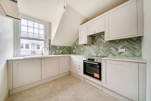 Flat Guildford Road in Tunbridge Wells