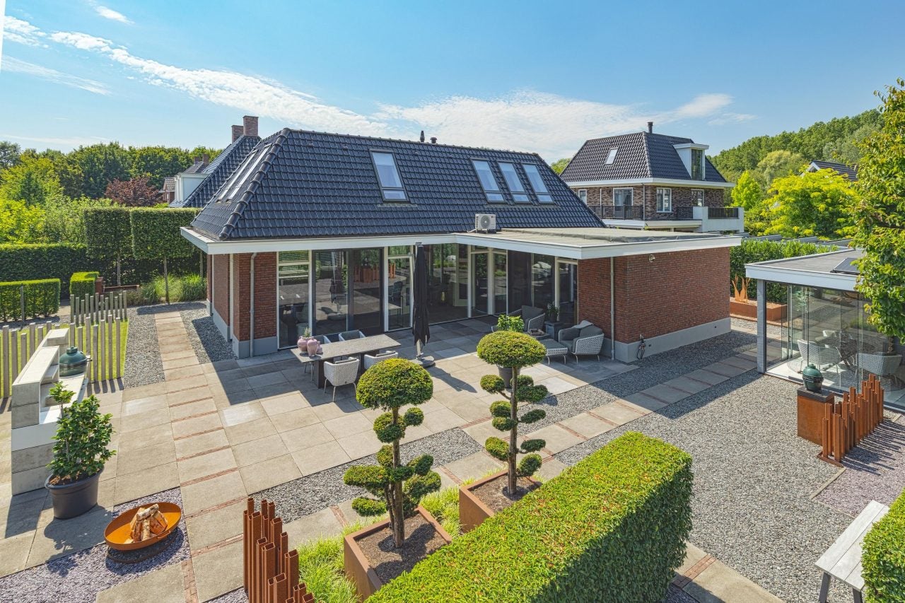 Huis Pieter Klobbaertlaan 12 in Poortugaal