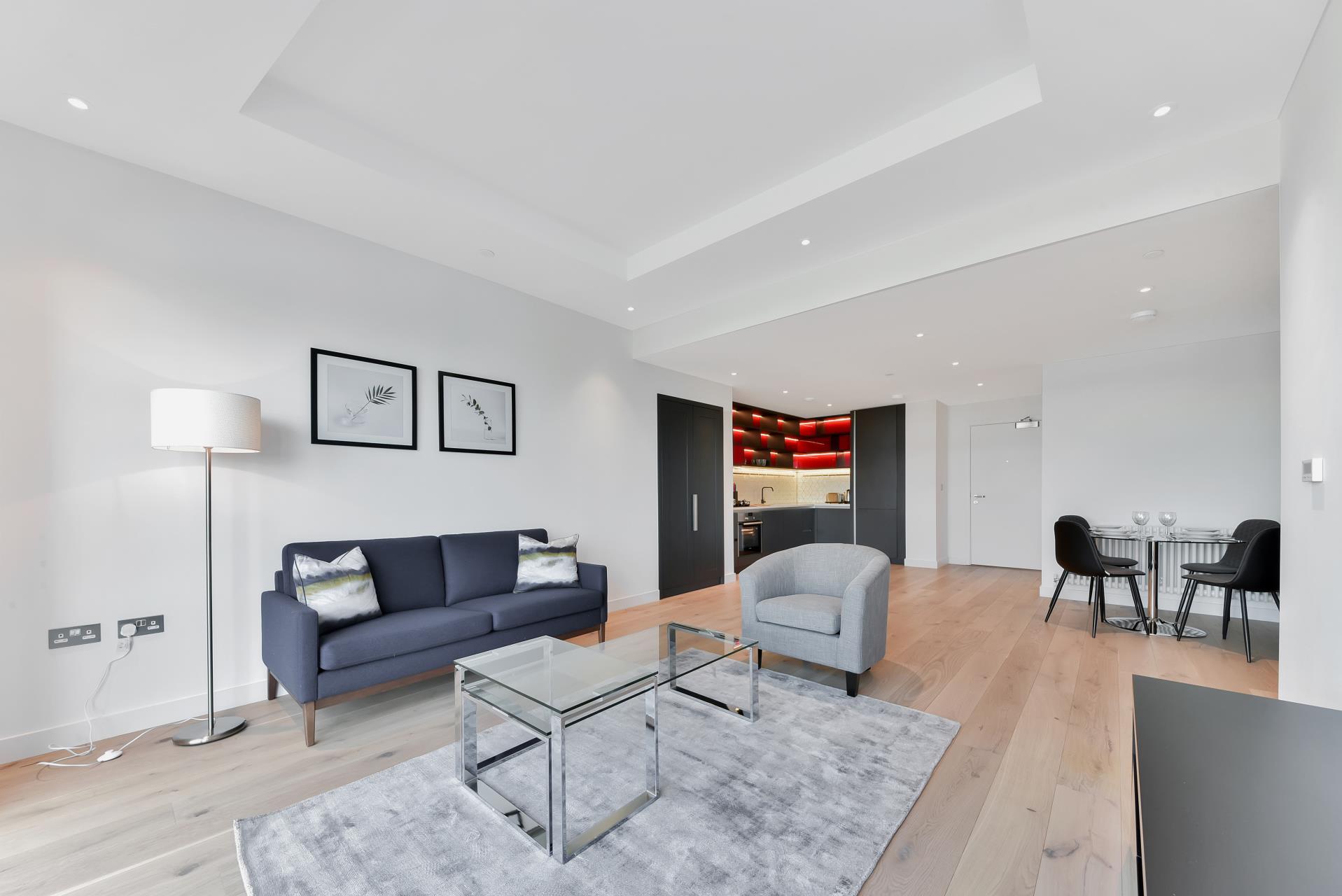Flat Lyell Street in Greater London