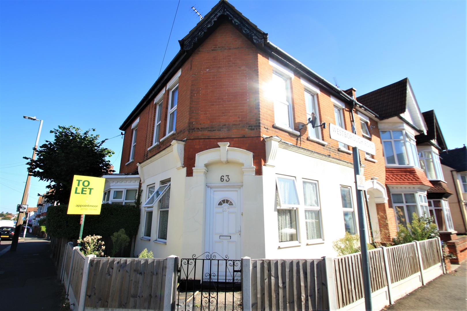 Flat Westborough Road in Southend-on-Sea