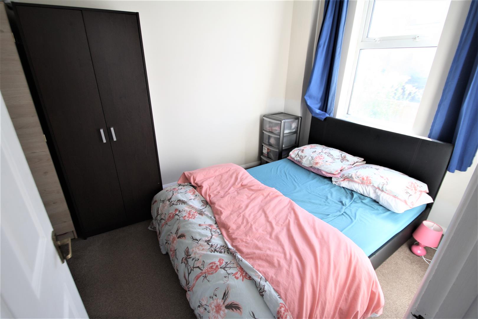 Flat Westborough Road in Southend-on-Sea