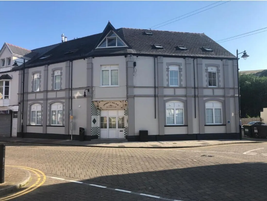 Flat Gwern Avenue in Senghenydd