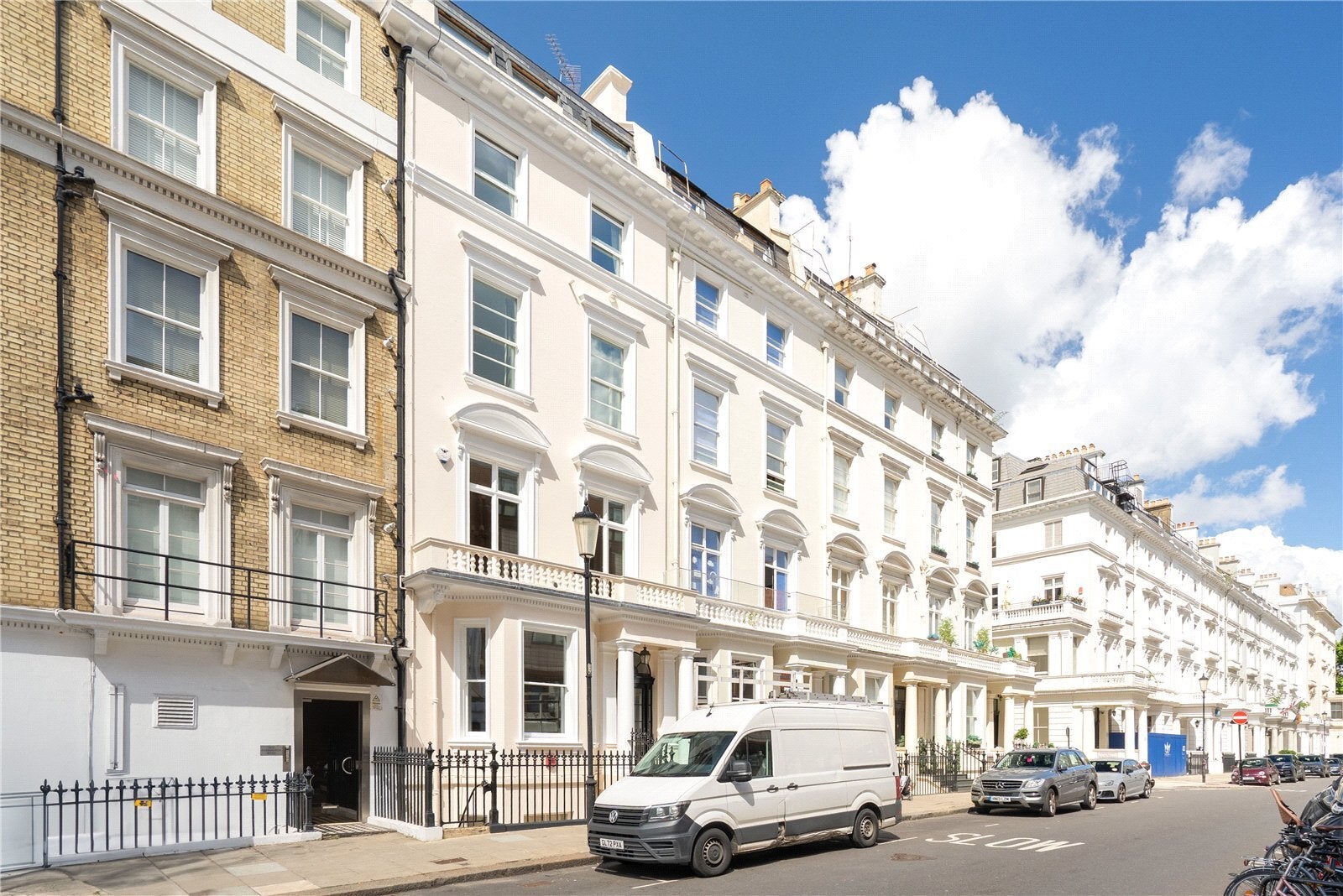 Flat Queensberry Place in Greater London