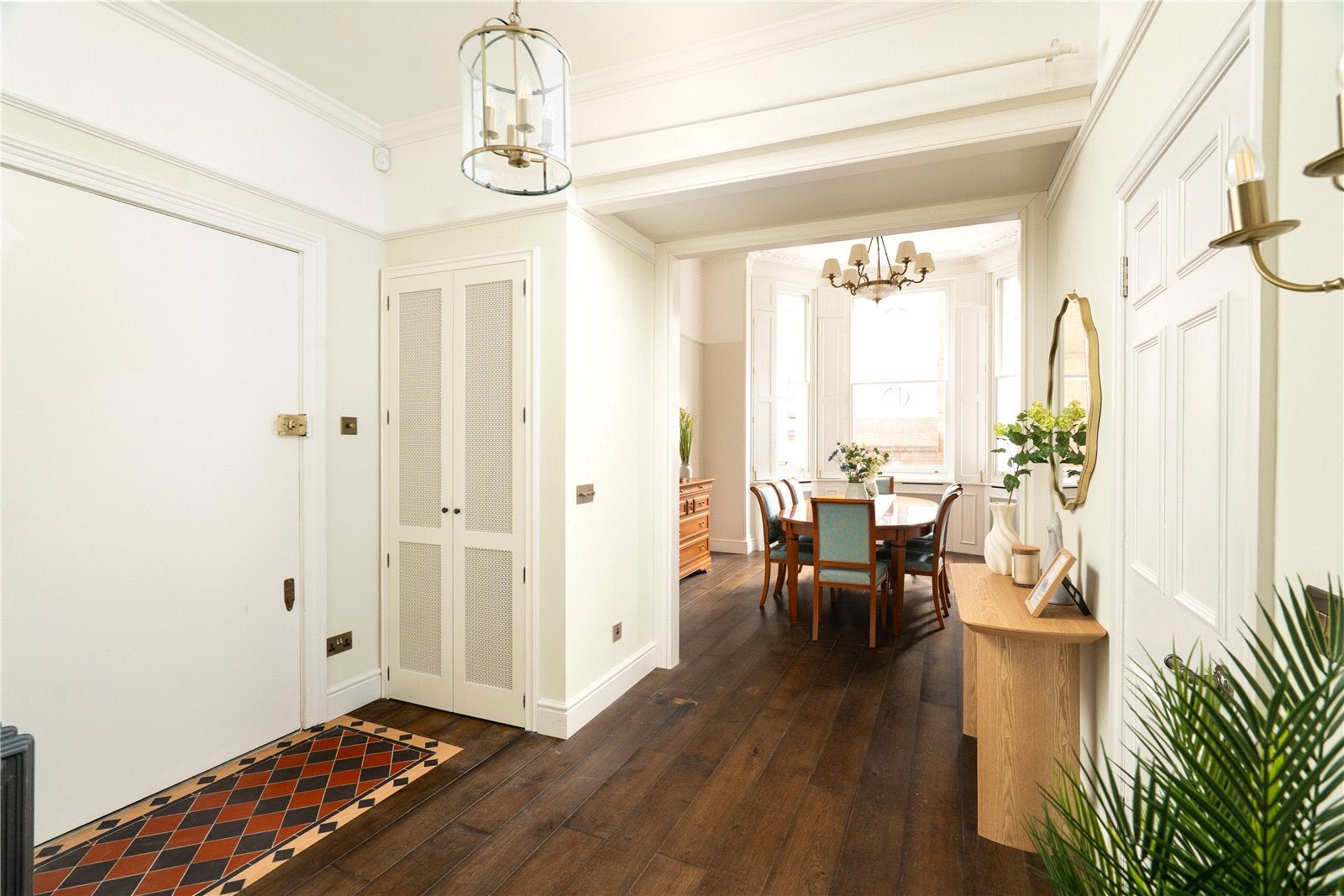 Flat Queensberry Place in Greater London