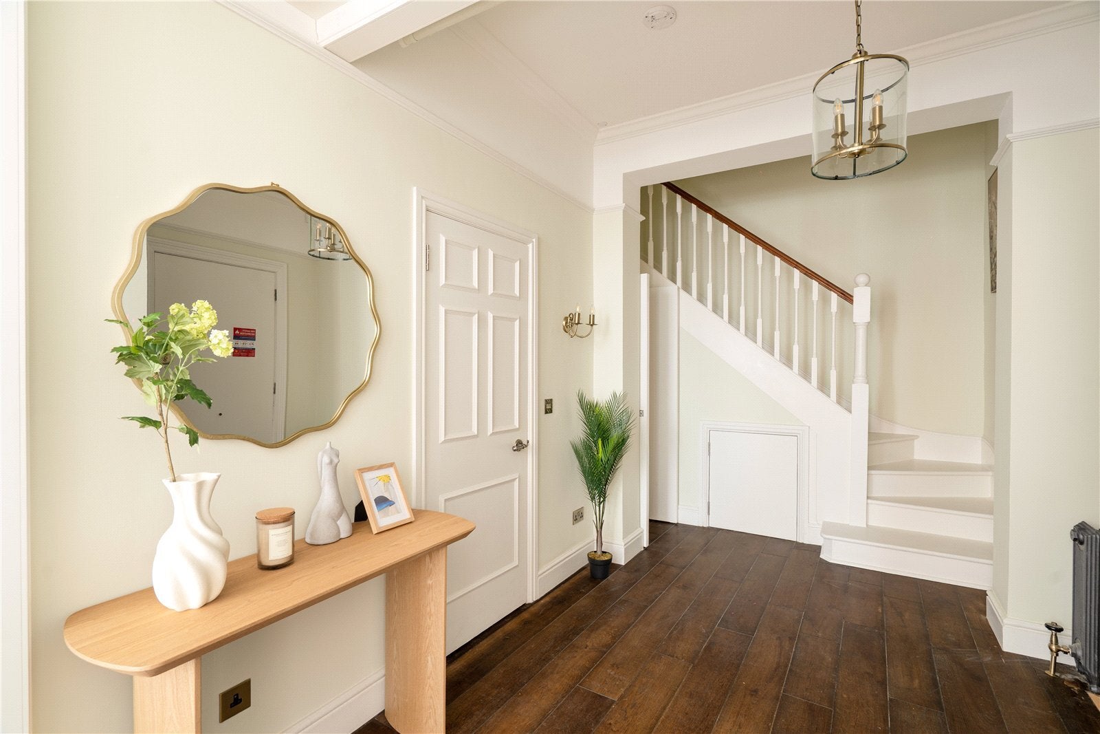 Flat Queensberry Place in Greater London