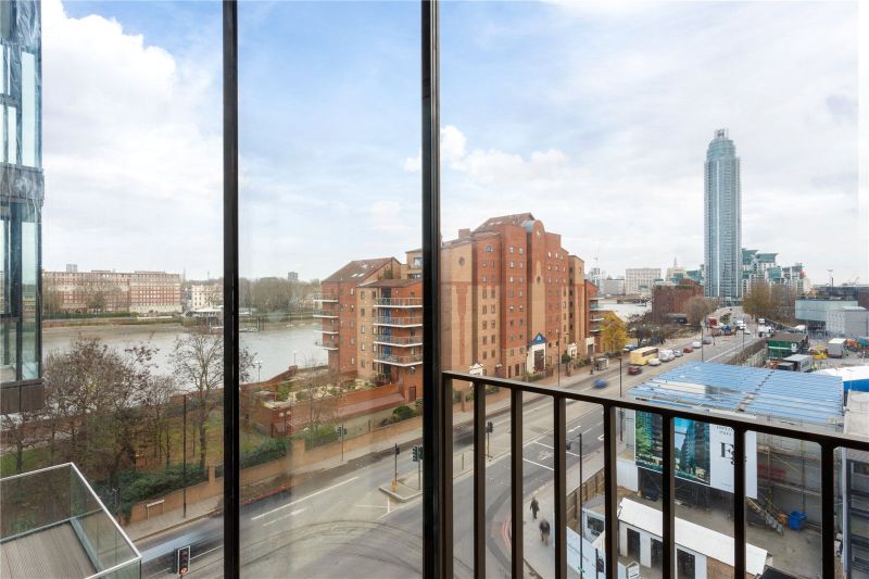 Flat New Union Square in Greater London