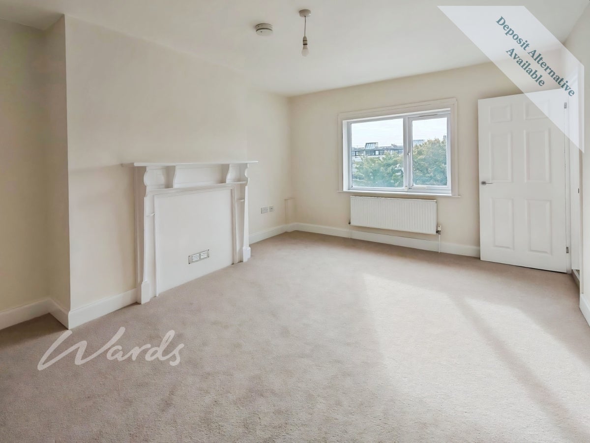 Flat Pleydell Gardens in Folkestone and Hythe District
