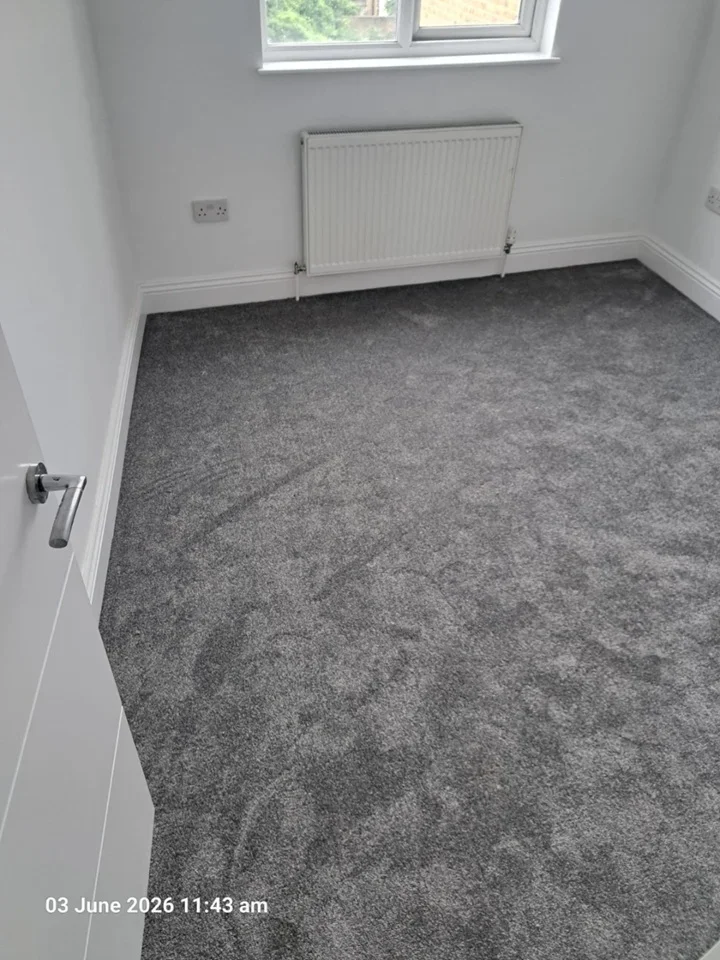 Flat Perry Vale in Greater London