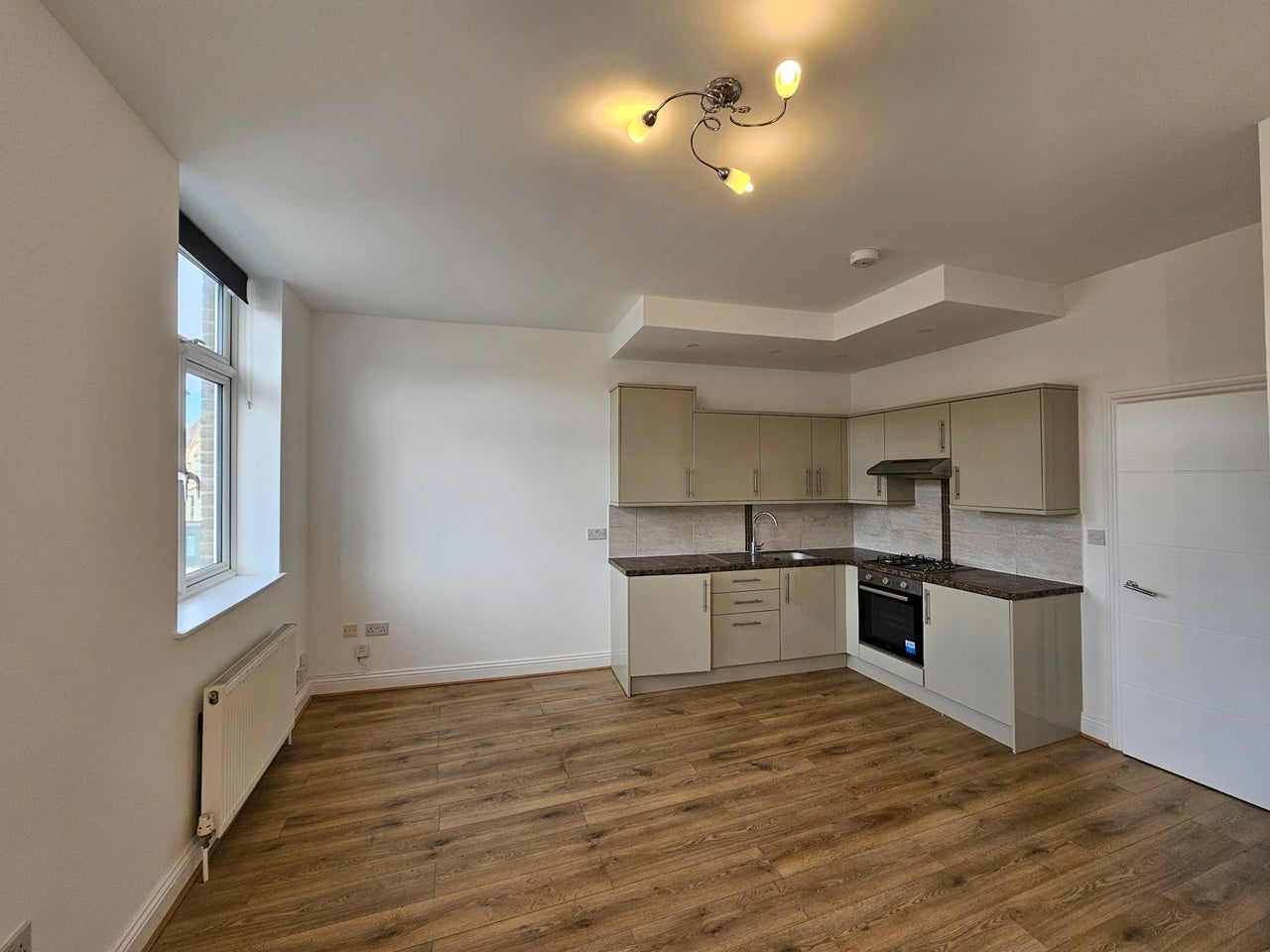 Flat Perry Vale in Greater London