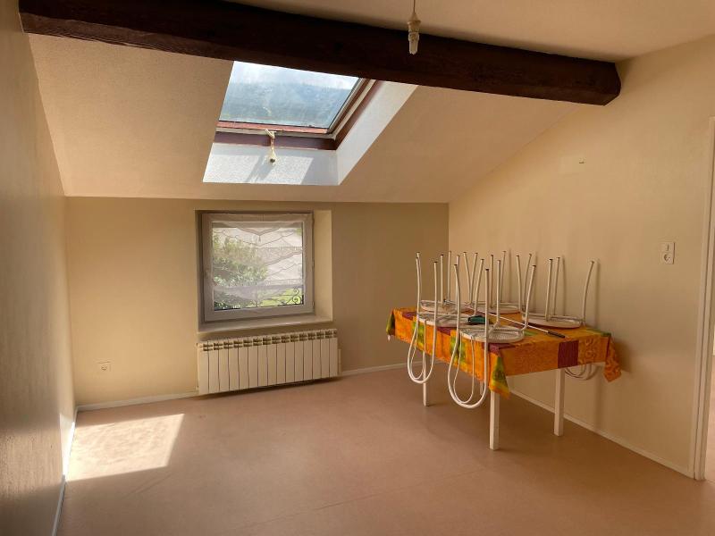 Flat Rue Pierre Dupont in Oyonnax