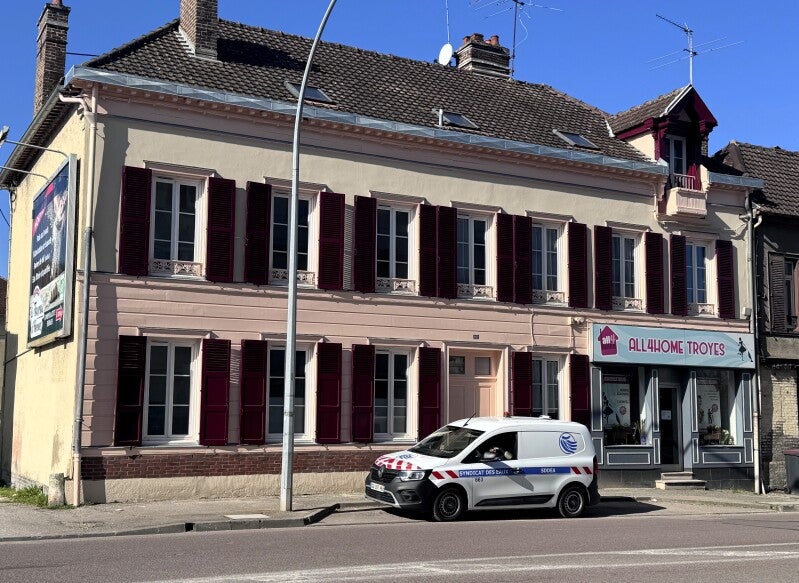 Room Avenue Pierre Brossolette in Troyes