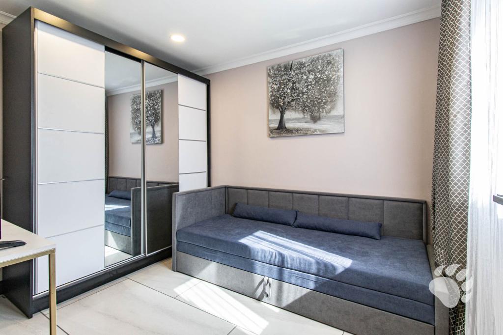 Flat Buckerills in Basildon