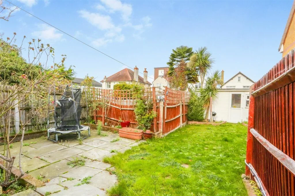 House Elizabeth Close in Greater London