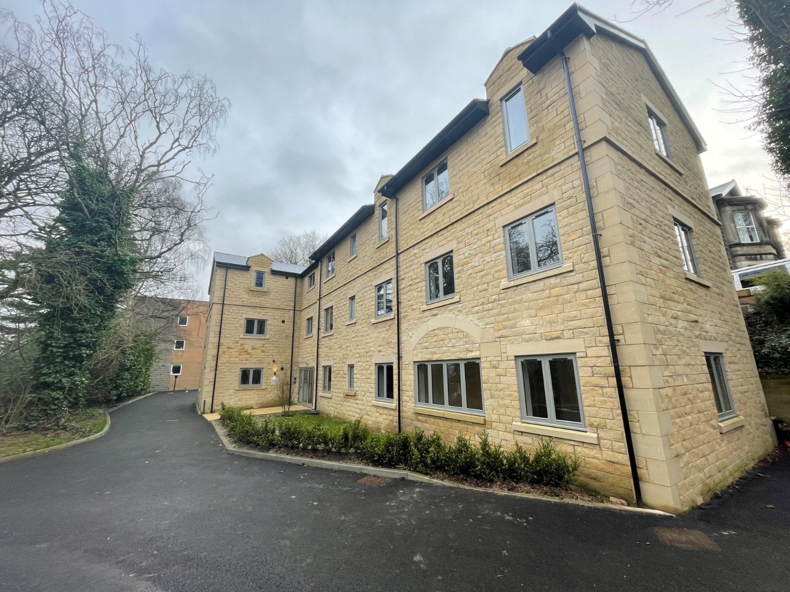 Flat Otley Road in Leeds