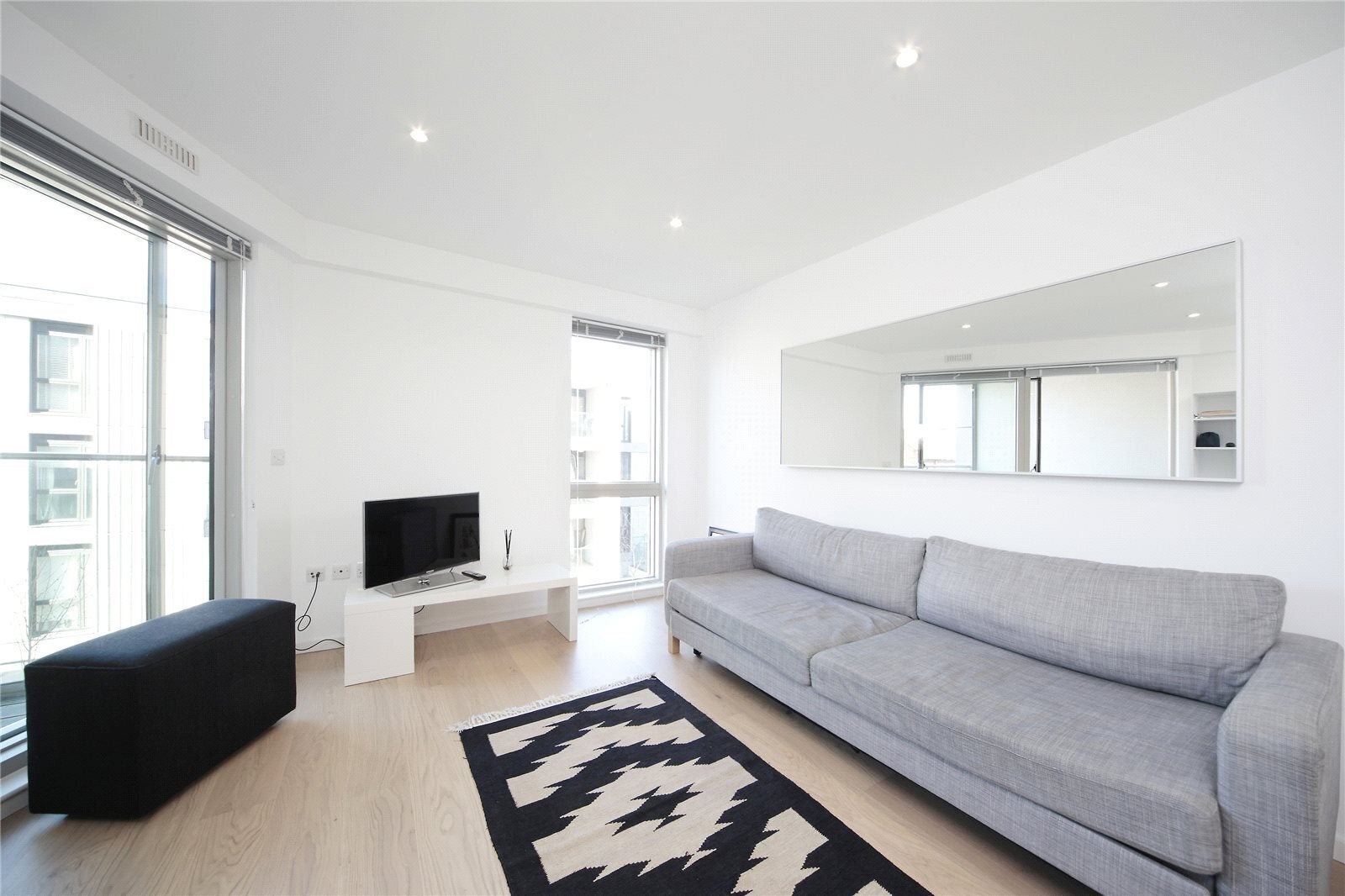 Flat Balham Hill in Greater London