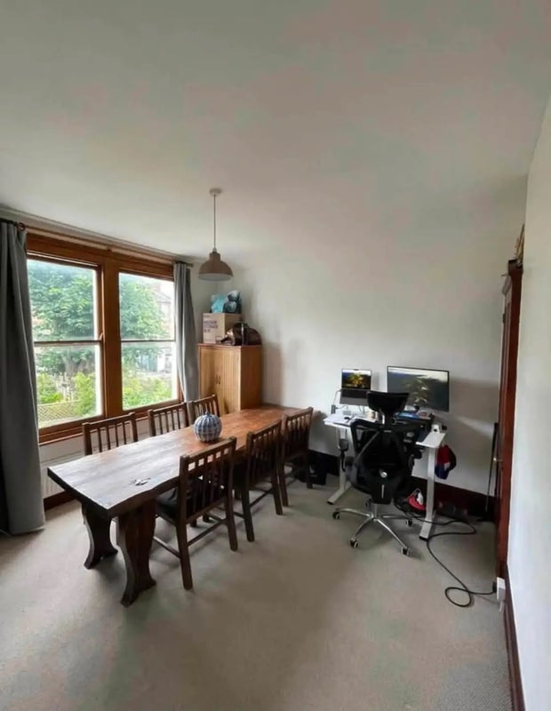 Room Mantilla Road in Greater London