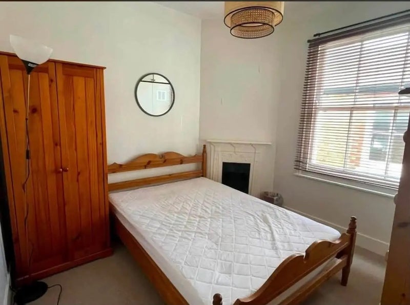 Room Mantilla Road in Greater London