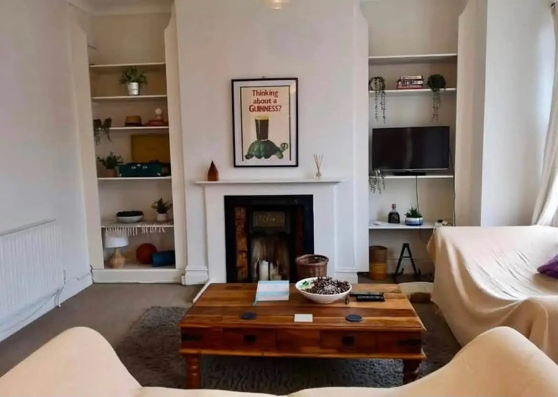 Room Mantilla Road in Greater London