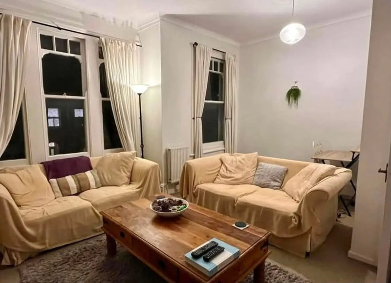Room Mantilla Road in Greater London
