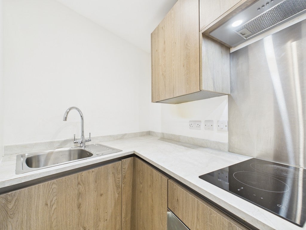 Flat Cherry Lane in Bristol