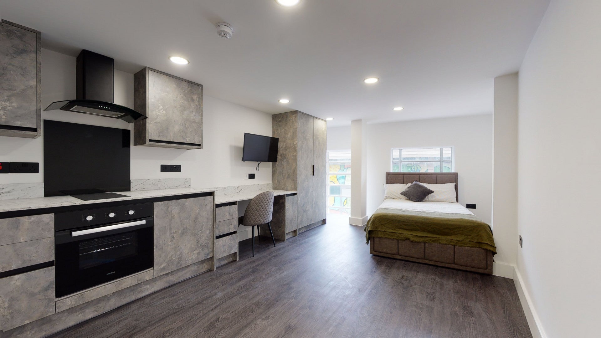 Flat Lister Gate in Nottingham