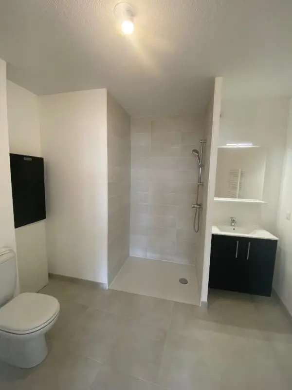 Flat Rue Camille Pelletan in Cenon