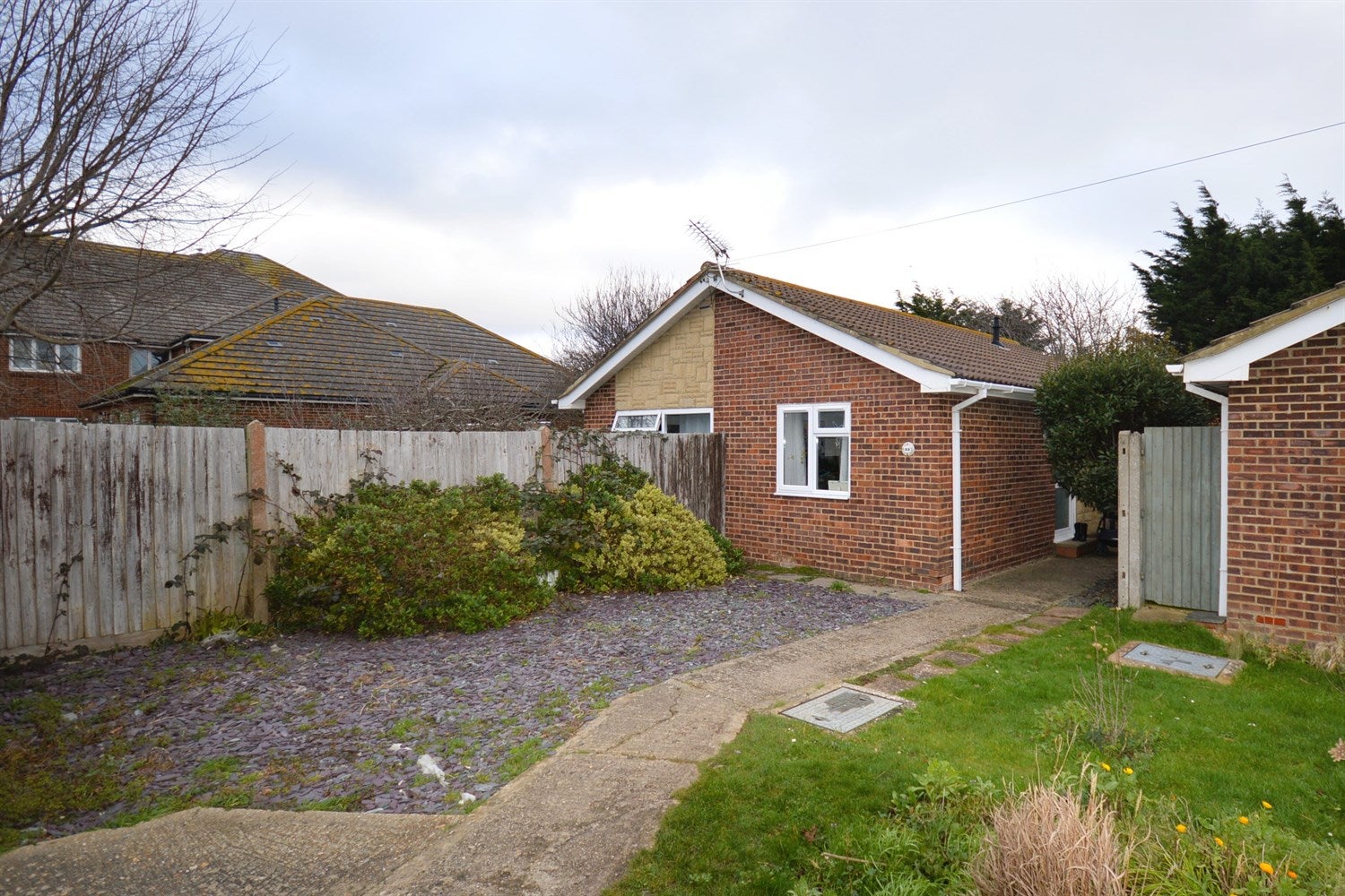 House Manor Road in Chichester
