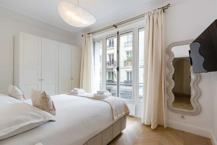 Flat Avenue Mozart in Paris