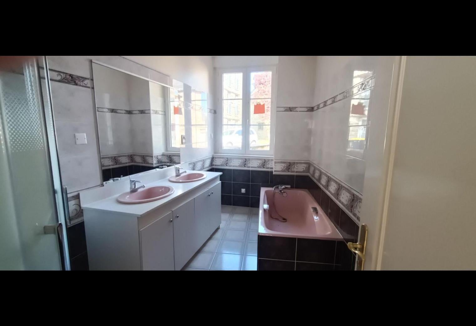 Maison Rue du Onze Novembre à Guichen