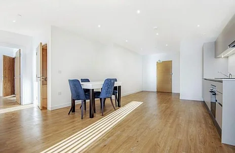 Flat Bond Way in Bracknell