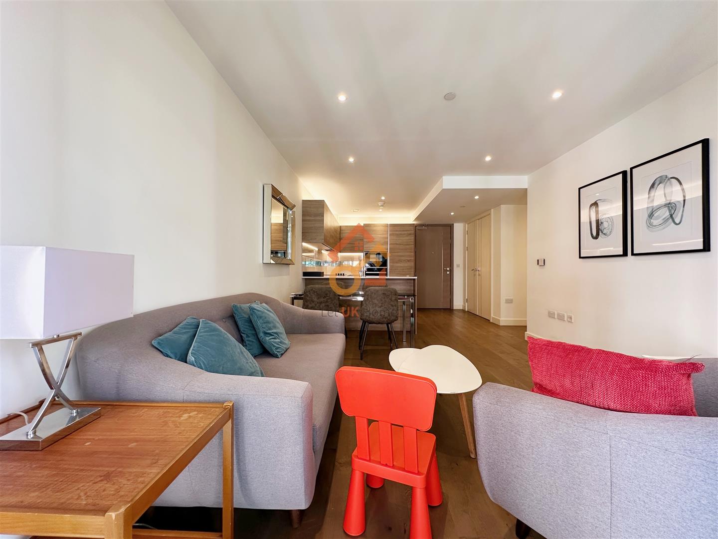 Flat Duke of Wellington Avenue in Greater London