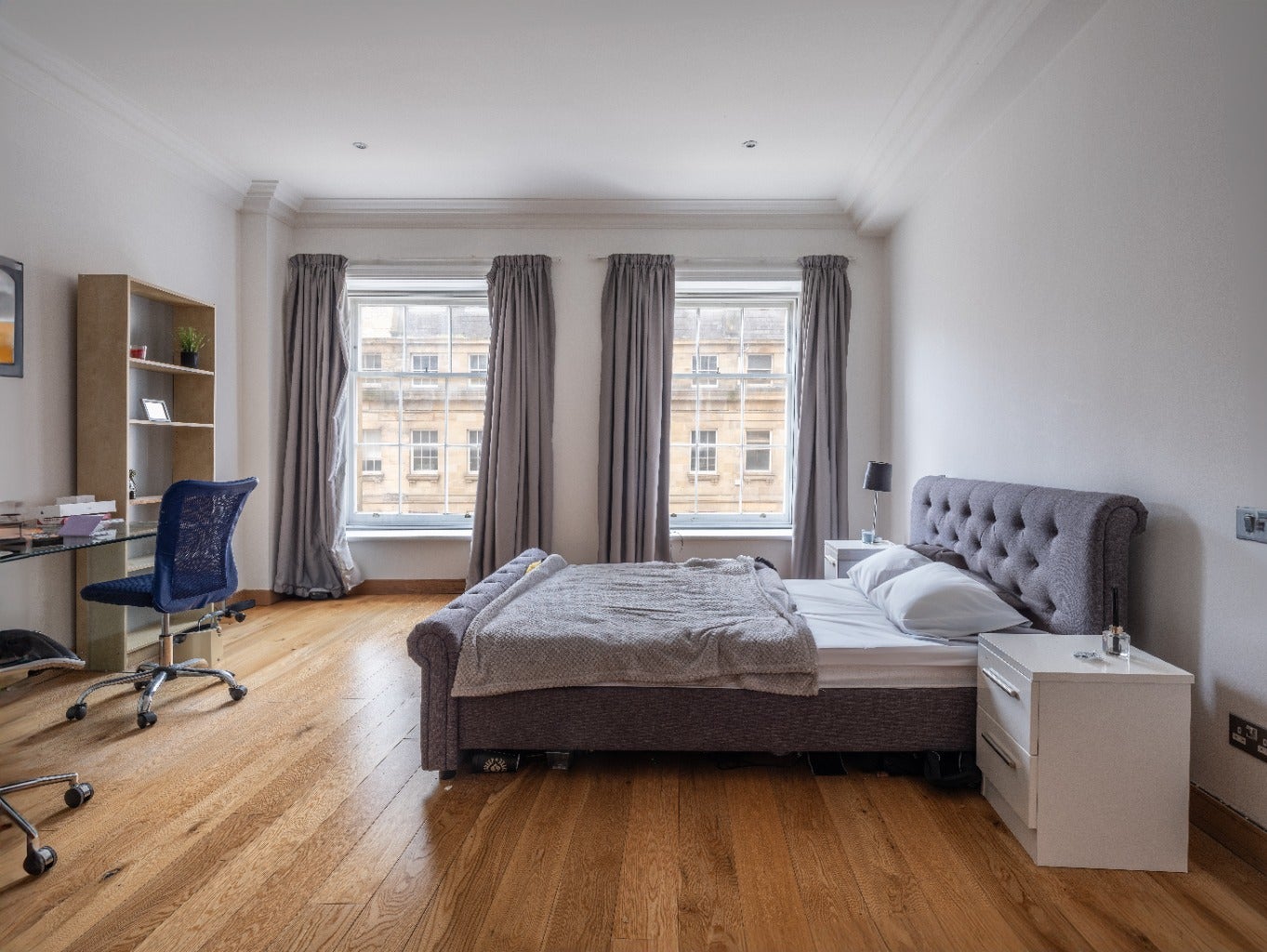 Flat Grainger Street in Newcastle upon Tyne