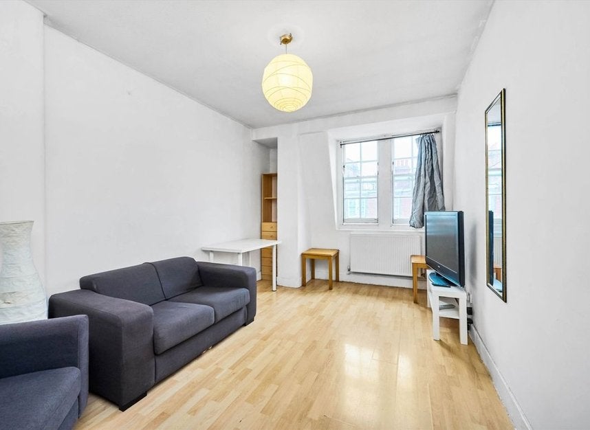 Flat Tavistock Place in Greater London