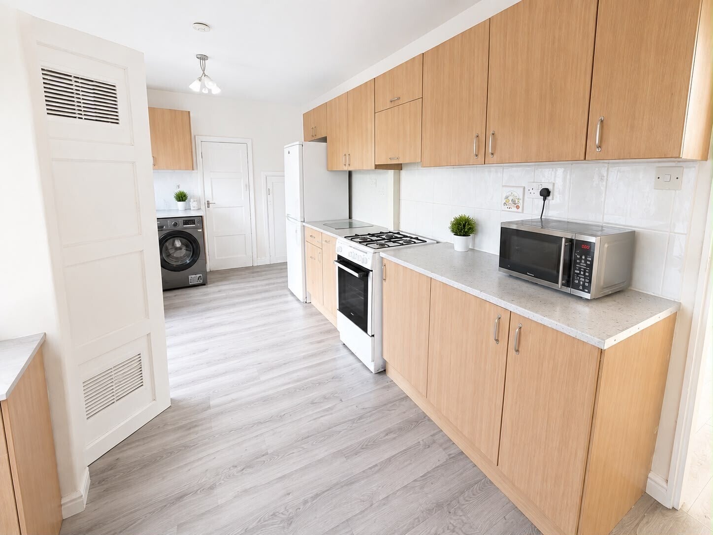 Flat Langton Avenue in Chelmsford