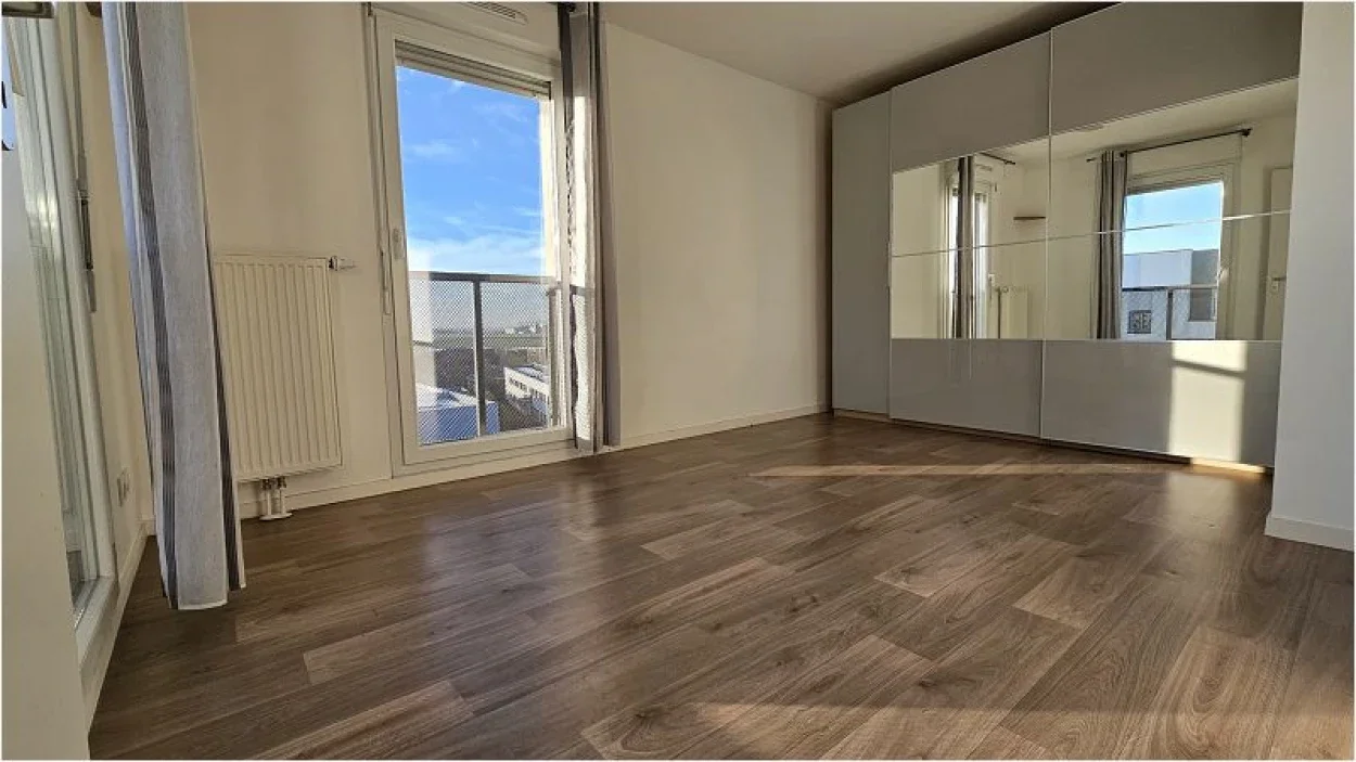 Flat Rue Jules Vallès in Loos
