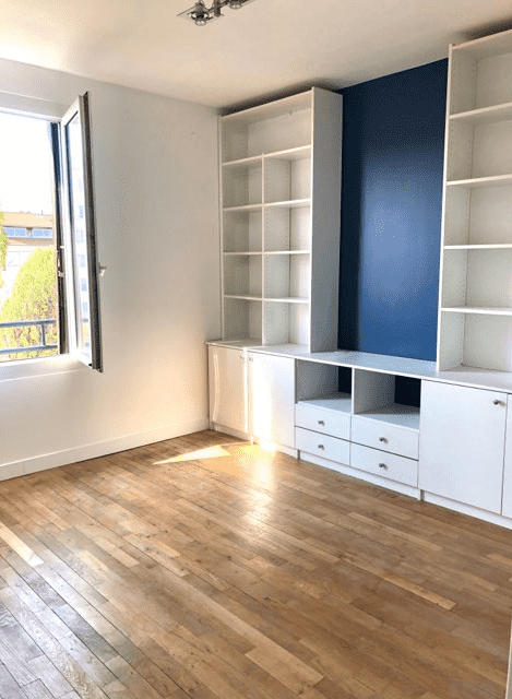 Flat Rue Pierre Joigneaux in Bois-Colombes