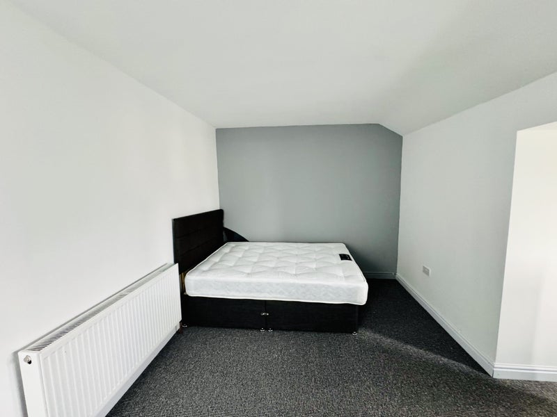 Room Hanover Square in Bradford