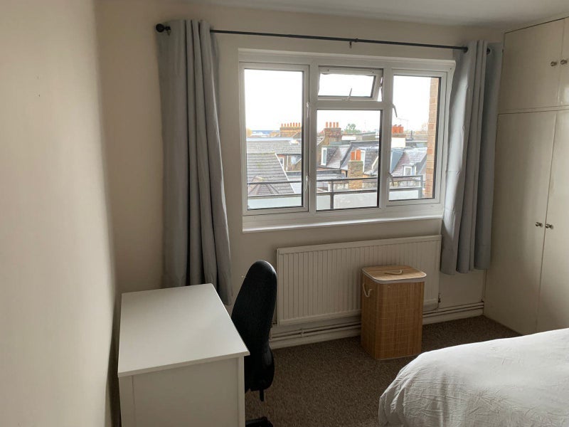 Room Lancaster Court in Greater London