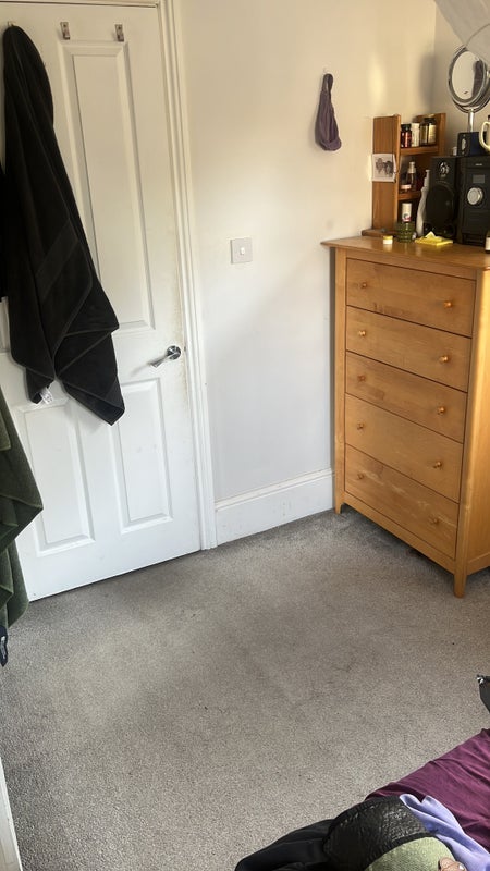 Room Palmerston Road in Greater London